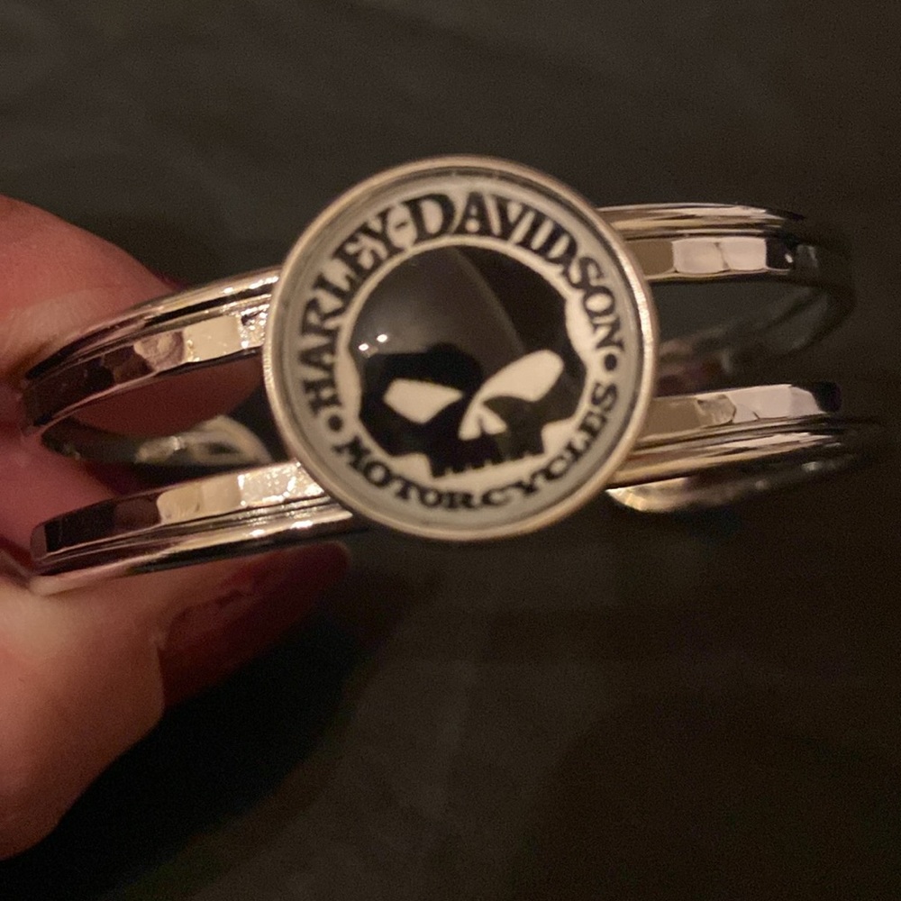 Harley Willie G Snap Button Bracelet Cuff - Picture 3 of 6